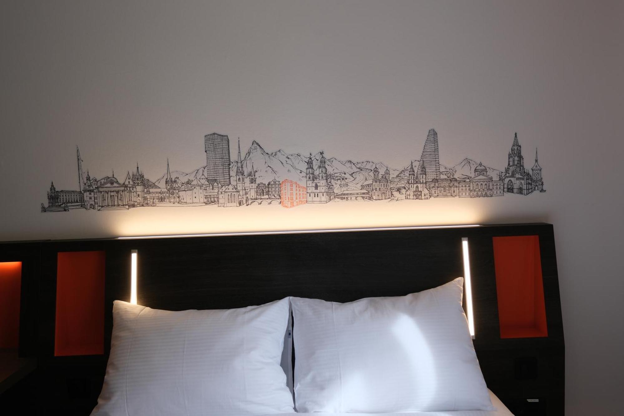 Easyhotel Zuerich Main Station Екстериор снимка