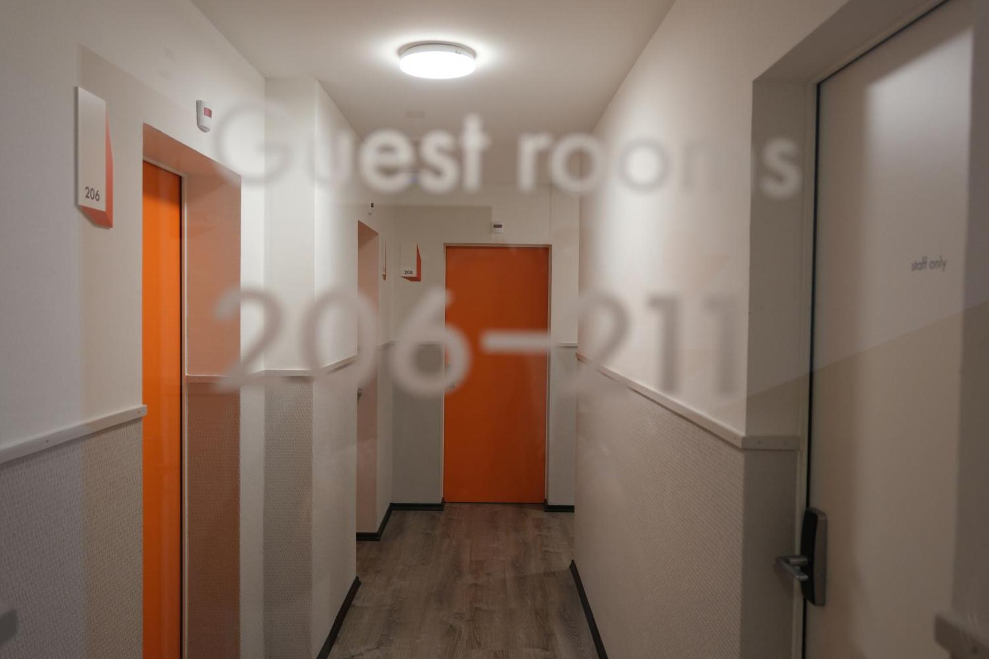 Easyhotel Zuerich Main Station Екстериор снимка